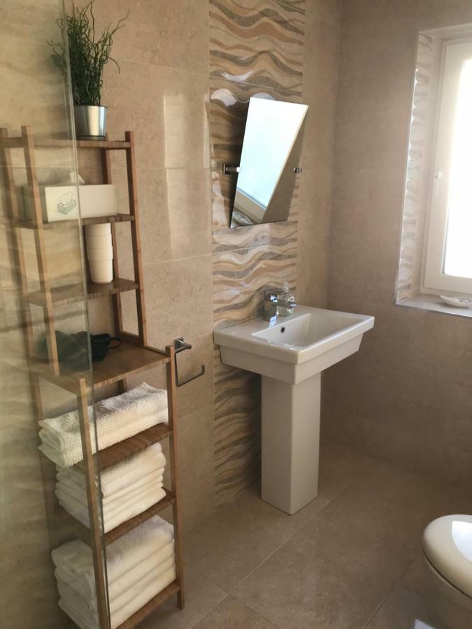 Atlantic Retreat Lodge Kinvara Εξωτερικό φωτογραφία